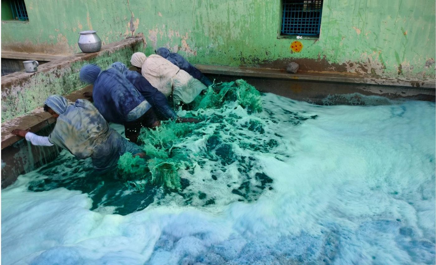 Indigo dyeing